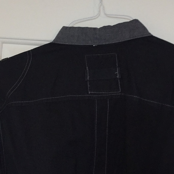 Short sleeve TNH Brand shirt. - Picture 8 of 8